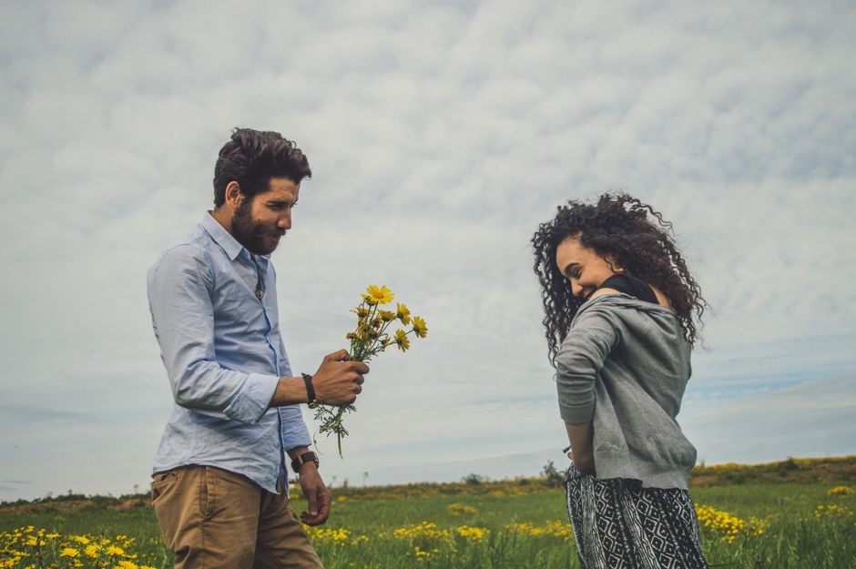 Friendzone : clarifier ses intentions sans négocier l’attirance